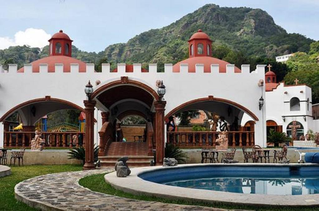 Hotel Leyenda Del Tepozteco تيبوزتلان المظهر الخارجي الصورة